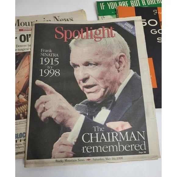 Frank Sinatra Memorabilia Lot: Magazines, Sheet, Newspaper Vintage Collectibles - Picture 6 of 7